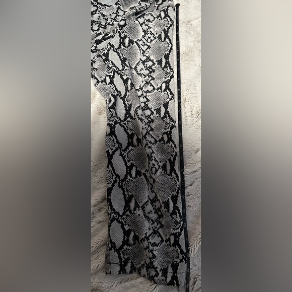 SHEIN Snakeskin Duster Kimono - Picture 7 of 14